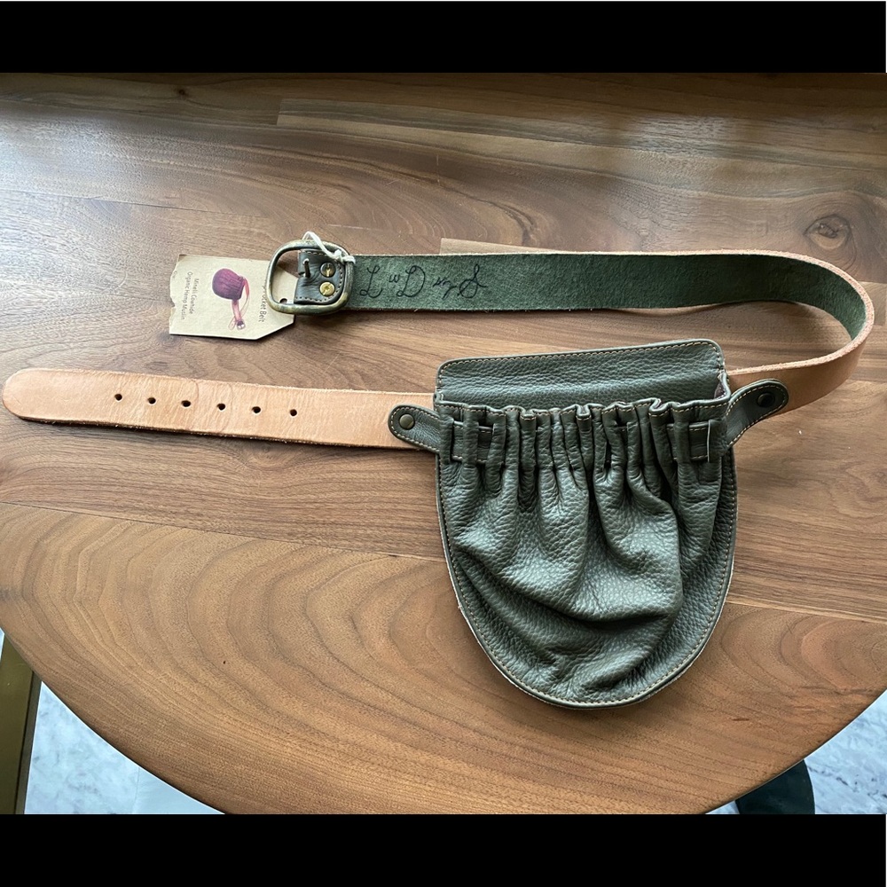Leather pocket belt/Fanny pack!